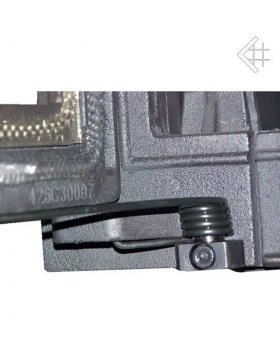 Доводчик каминной дверцы